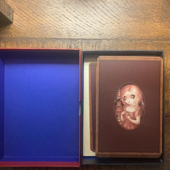 Les Vampires Oracle Deck - Picture 3 of 3